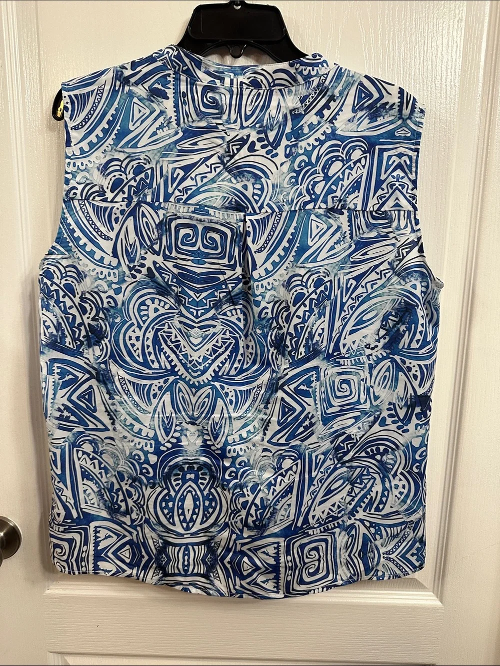 Sigrid Olsen Blue & White Ruffled V-Neck Sleeveless Camisole